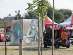 Street art and a glimpse of the market going on