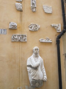 And another statue, this tome with a head but no feet...