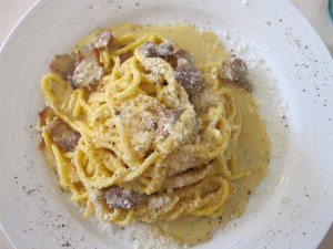 Pasta at Cesare al Casaletto … where I have starters and pasta and wine, and am completely stuffed!